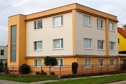 Villa Paris Piest'any Exterior foto